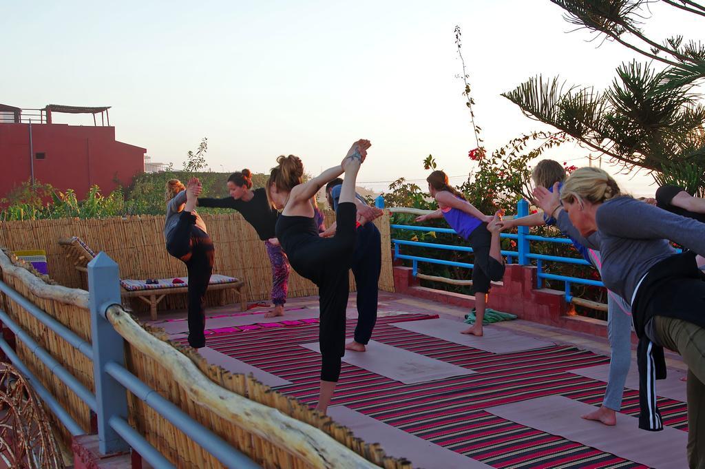 Zen Surf Beach House Hotel โอรีร์ ภายนอก รูปภาพ