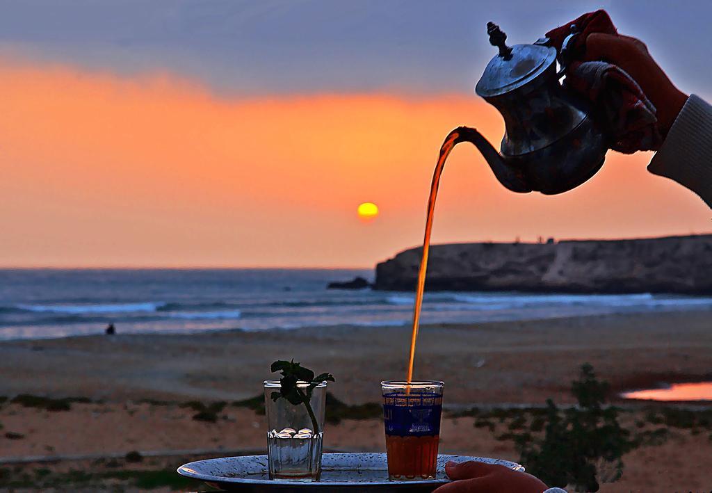 Zen Surf Beach House Hotel โอรีร์ ภายนอก รูปภาพ